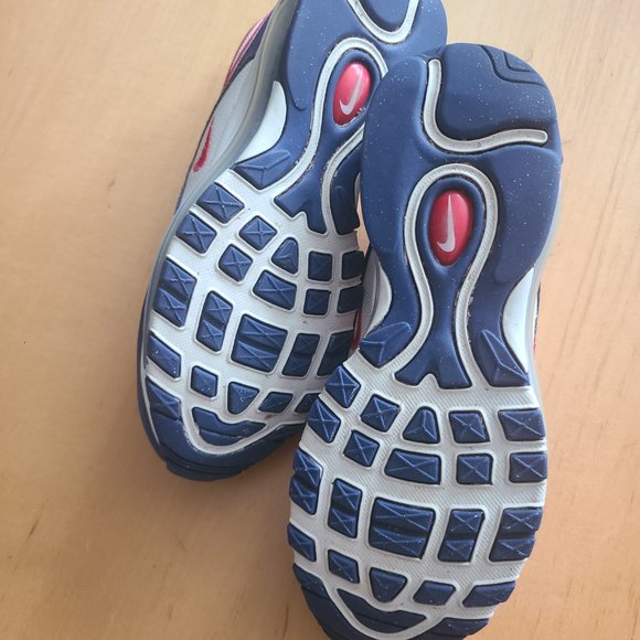 Nike Air Max - Picture 4 of 4